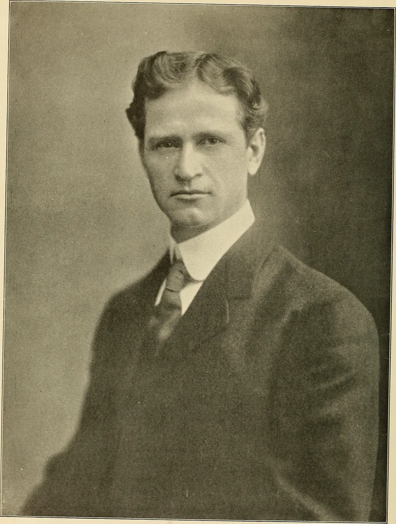 An illustration from Aircraft, 1910, leaf 9