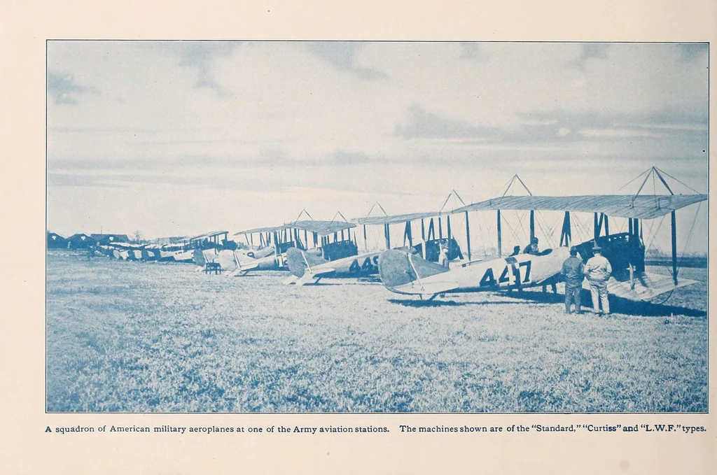 An illustration from Aircraft of all nations, a new series of photographs, 1917, leaf 12