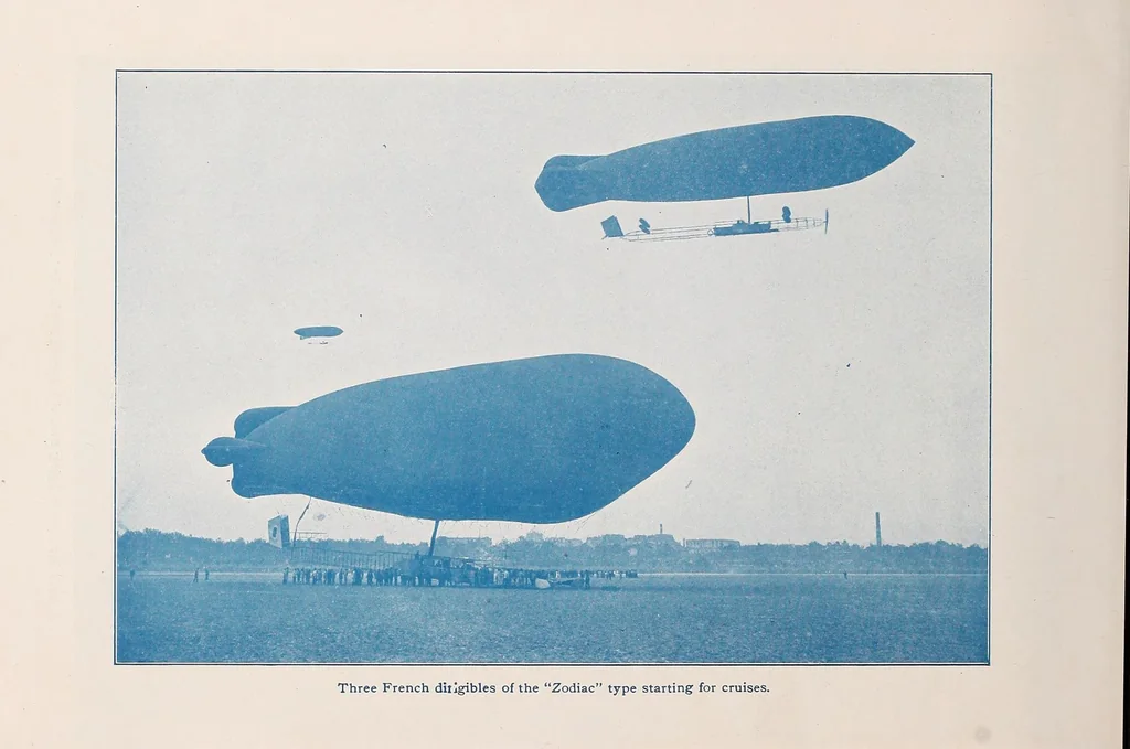 An illustration from Aircraft of all nations, a new series of photographs, 1917, leaf 32
