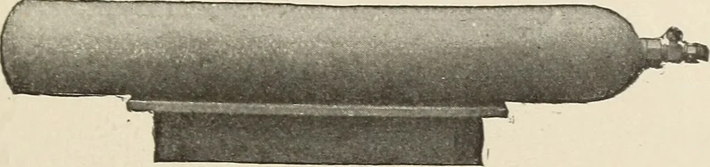 An illustration from Airships past and present, together with chapters on the use of balloons in connection with meteorology, photography and the carrier pigeon, 1908, leaf 200