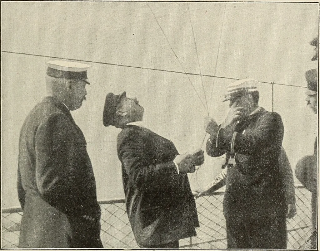 An illustration from Airships past and present, together with chapters on the use of balloons in connection with meteorology, photography and the carrier pigeon, 1908, leaf 286