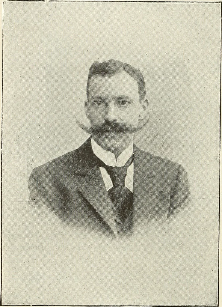 An illustration from Airships past and present, together with chapters on the use of balloons in connection with meteorology, photography and the carrier pigeon, 1908, leaf 293