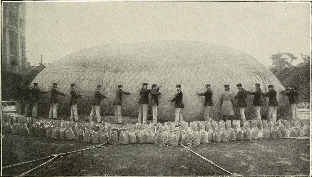 An illustration from Airships past and present, together with chapters on the use of balloons in connection with meteorology, photography and the carrier pigeon, 1908, leaf 294