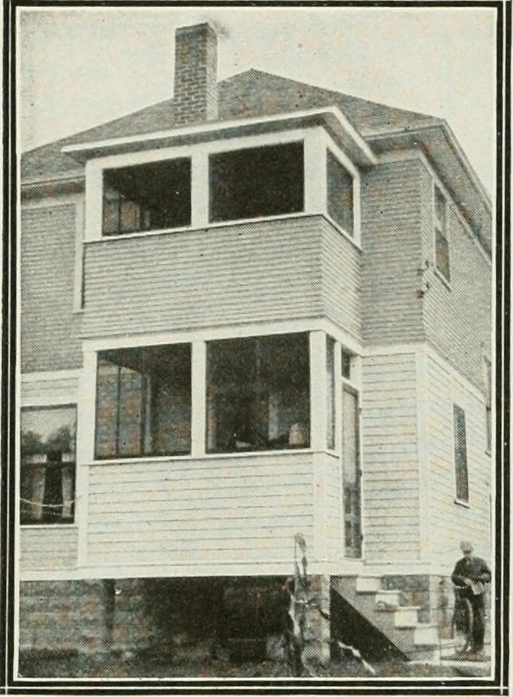 An illustration from Aladdin homes : "built in a day" Catalog no. 29, 1917, leaf 119