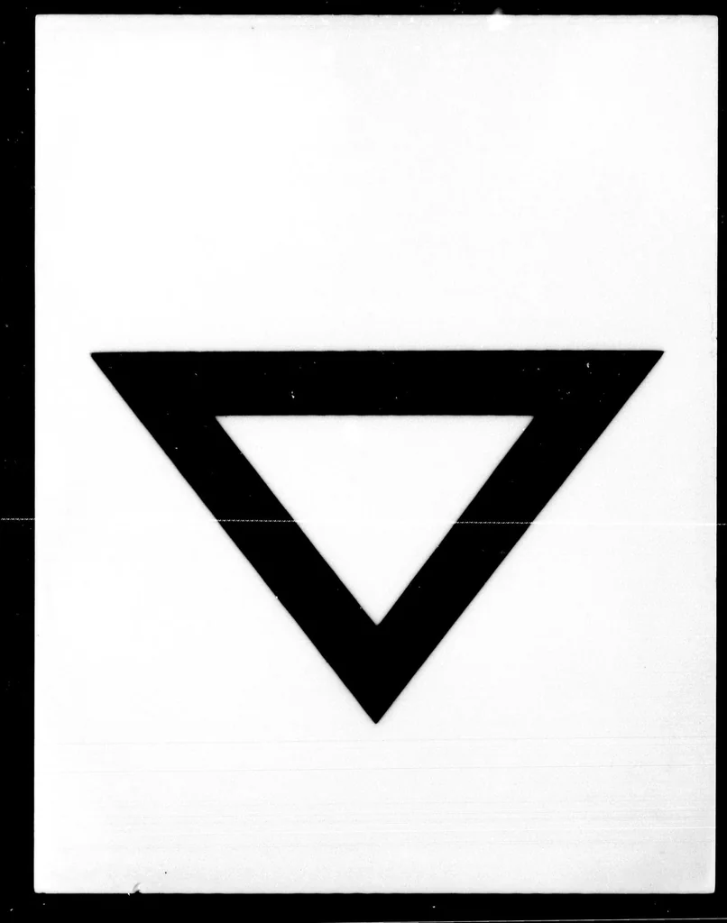 An illustration from The space-threshold of colours and its dependence upon contrast [microform] : first article, 1898, leaf 117