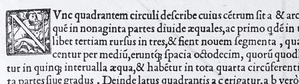 An illustration from Albertvs Dvrervs Nvrembergensis pictor hvivs aetatis celeberrimus, versus è Germanica lingua in Latinam : pictoribus, fabris aerariis ac lignariis, lapicidis, statuariis, & vniuersis demum qui circino, gnomone, libella, aut alioqui certa mensura opera sua examinant, propè necessarius, adeò exactè : quatuor his suaru[m] Institutionum geometricarum libris, lineas, superficies & solida corpora tractauit, adhibitis designationibus ad eam rem accommodatissimis : denuo ad scripti exemplaris fidem omnia diligenter recognita, emendatius iam in lucem exeunt, 1535, leaf 120
