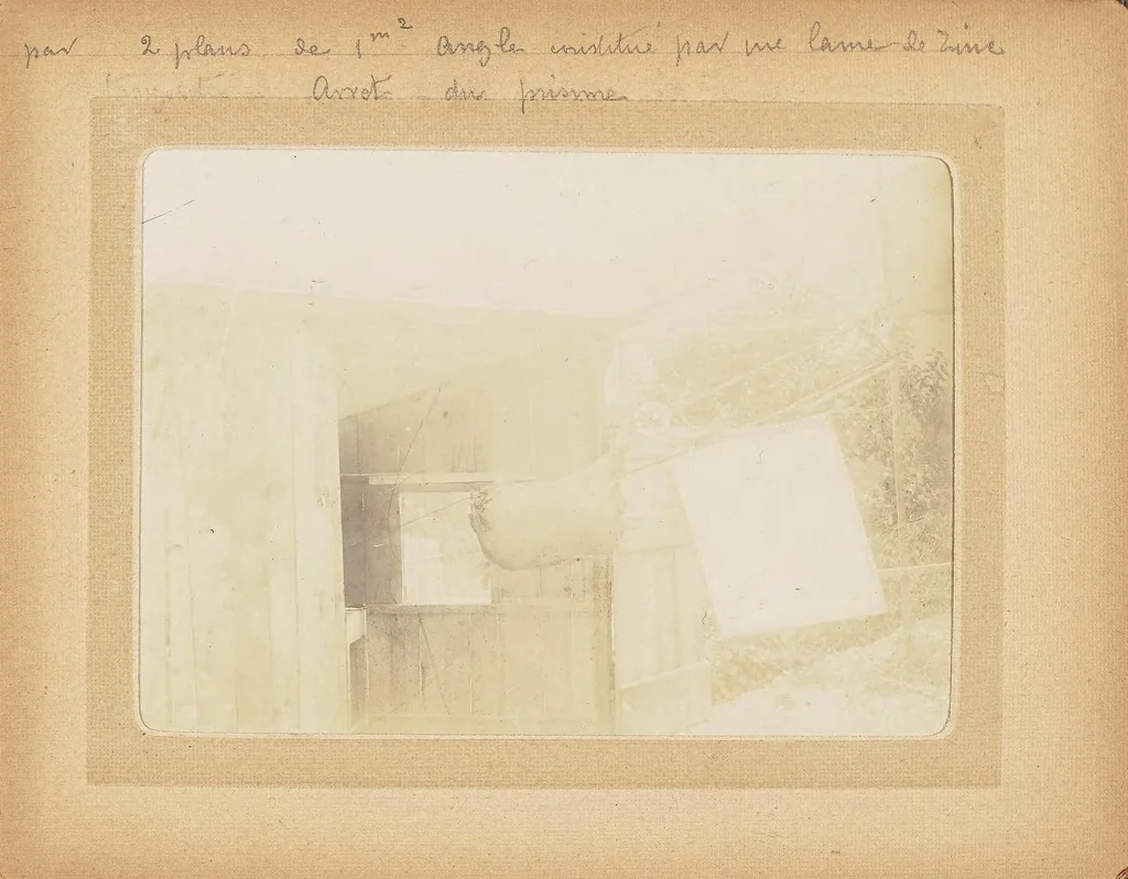 An illustration from Album : Experiments 1901, 1901, leaf 13