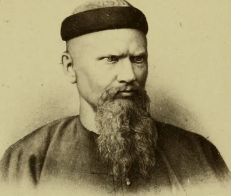 An illustration from Album chinois : ce petit album est destiné à faire connaître les véritables costumes des habitants du Céleste Empire ... : on a réuni aussi les portraits des missionnaires de la Compagnie de Jésus .., 1860, leaf 34