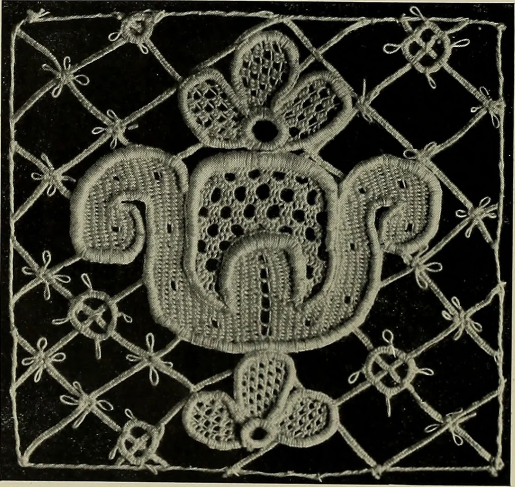 An illustration from Album de dentelle de Venise, 1900, leaf 39