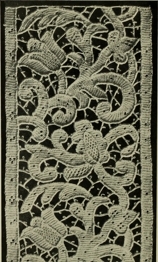 An illustration from Album de dentelle de Venise, 1900, leaf 47