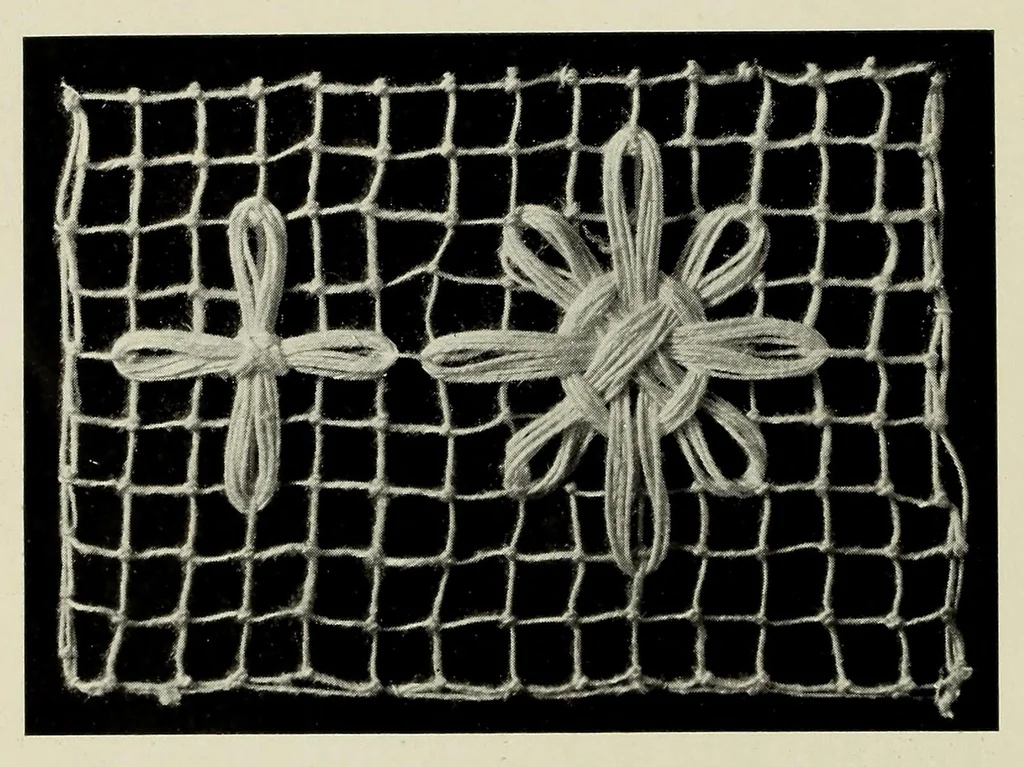 An illustration from Album de filet brodé, 1900, leaf 30