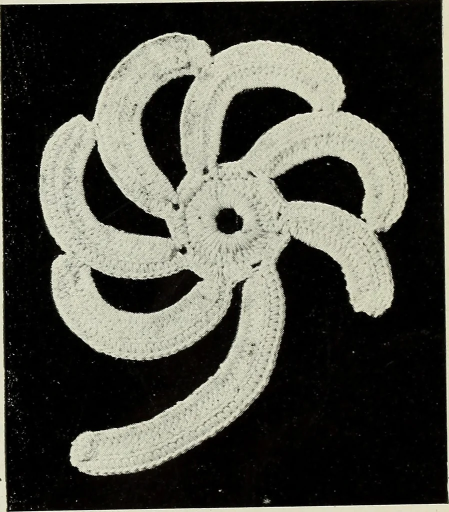 An illustration from Album de guipure d'Irlande, 1900, leaf 12