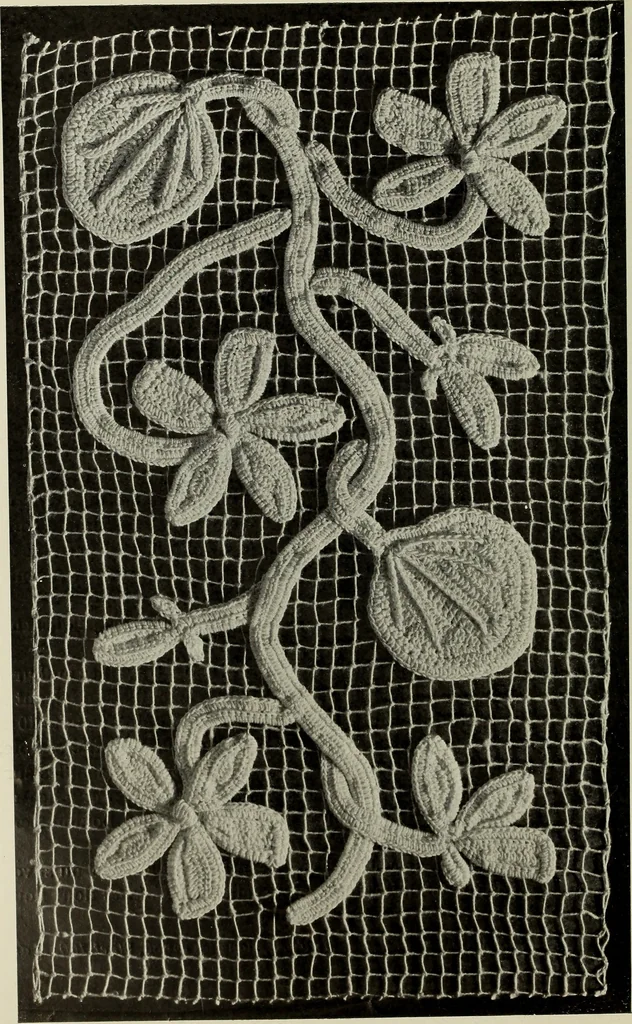 An illustration from Album de guipure d'Irlande, 1900, leaf 195