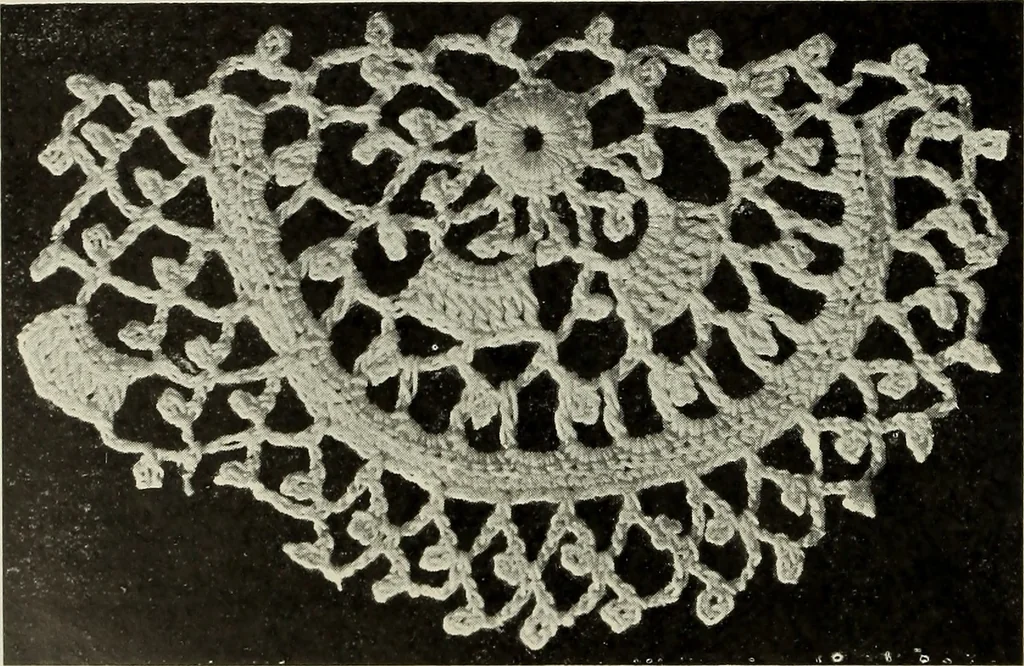An illustration from Album de guipure d'Irlande, 1900, leaf 213