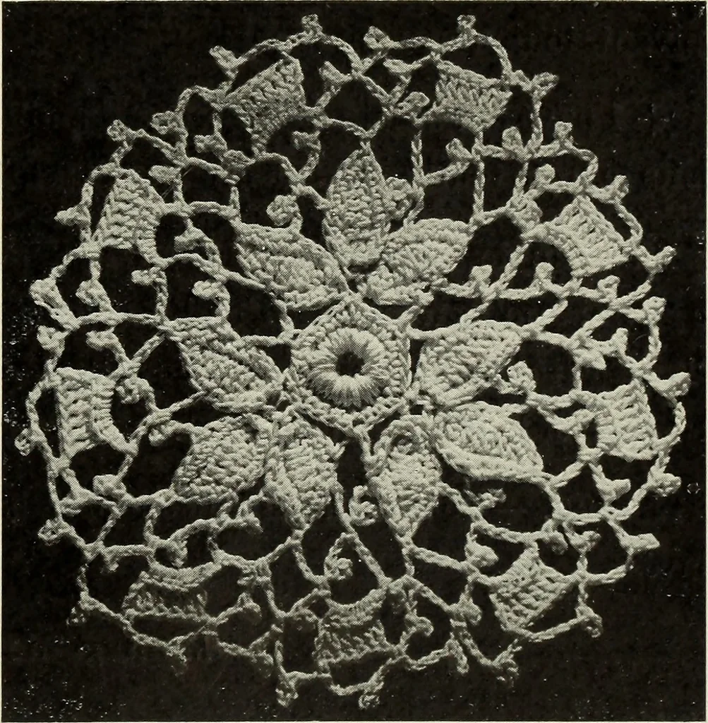 An illustration from Album de guipure d'Irlande, 1900, leaf 224