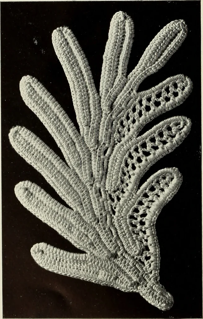 An illustration from Album de guipure d'Irlande, 1900, leaf 83