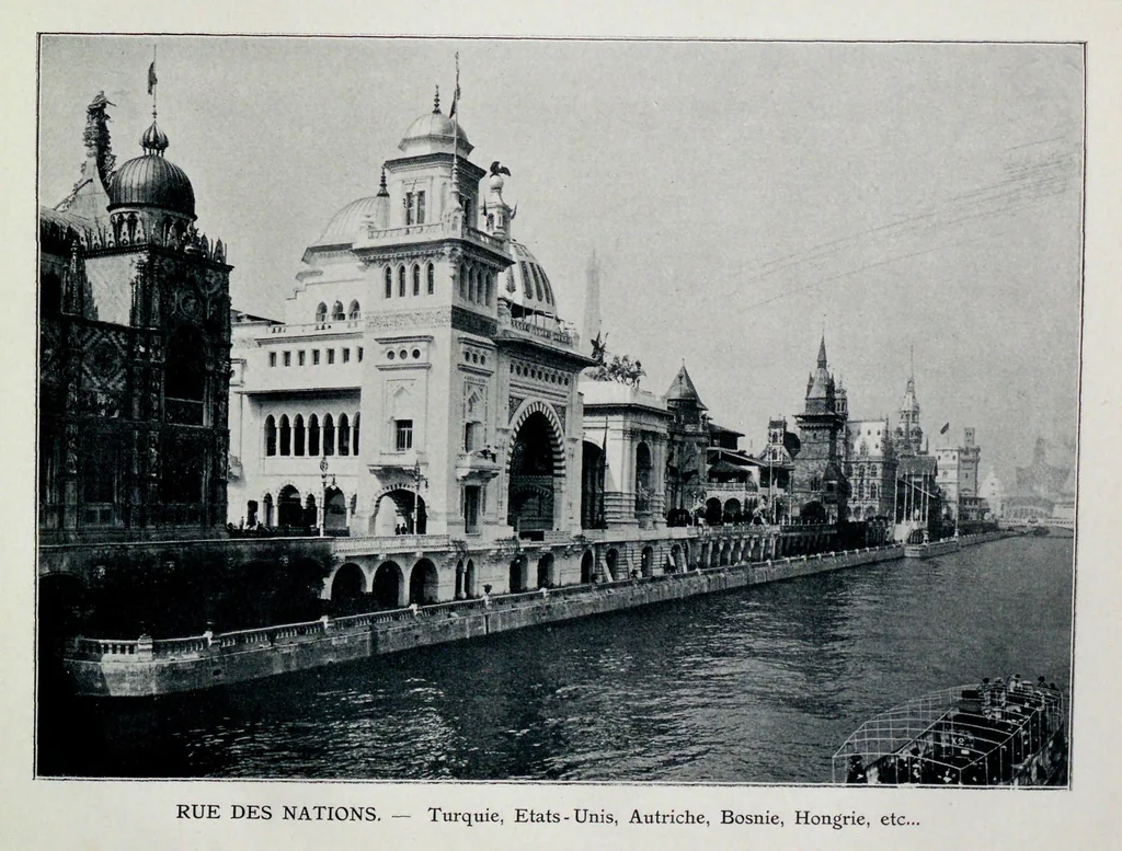 An illustration from Album photographique Paris Exposition 1900, 1900, leaf 11