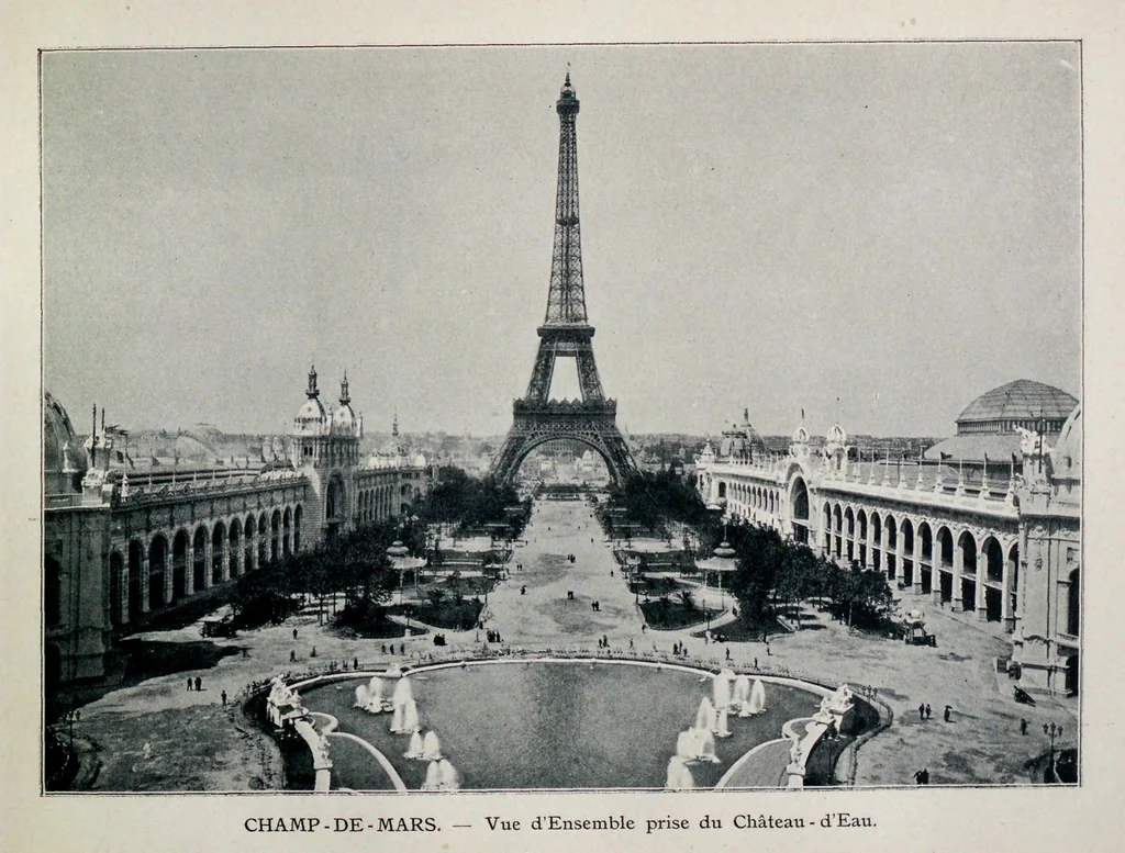 An illustration from Album photographique Paris Exposition 1900, 1900, leaf 15