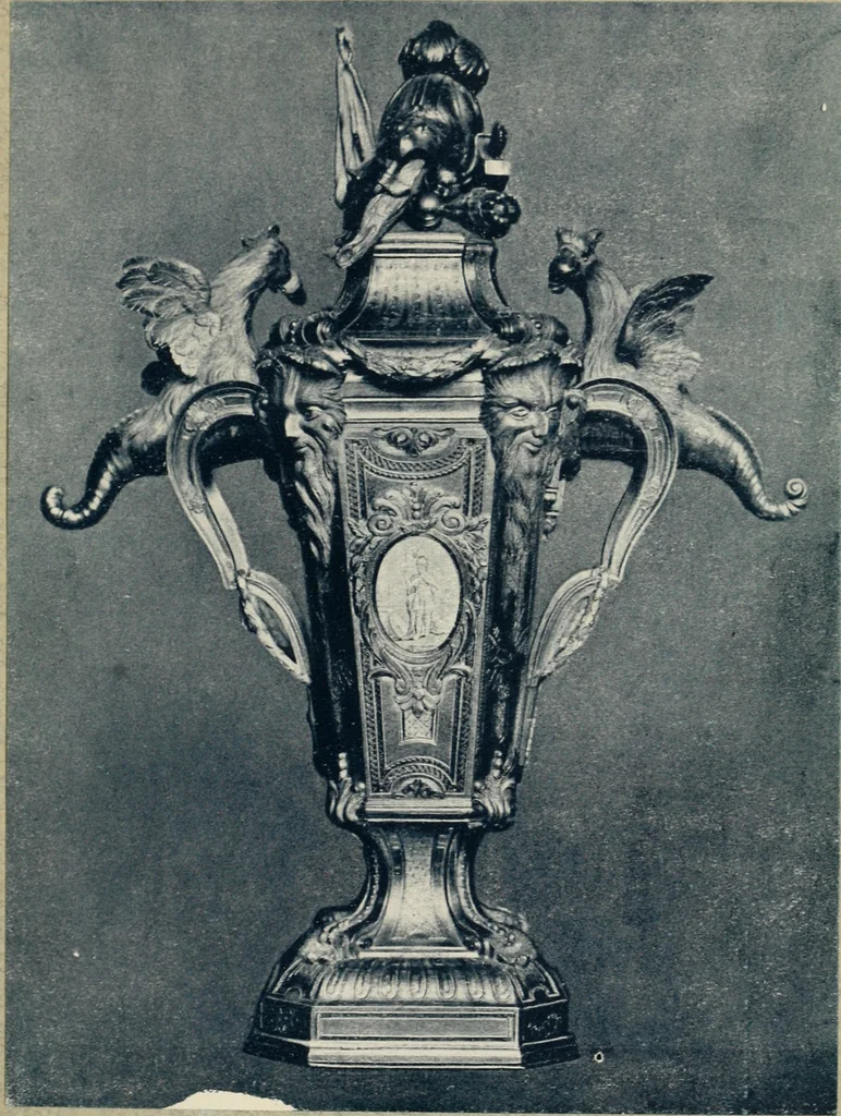 An illustration from Alfavitny ukazatel s.-peterburgskikh zolotykh i serebrianykh diel masterov, iuvelirov, graverov i proch., 1714-1814, 1907, leaf 38
