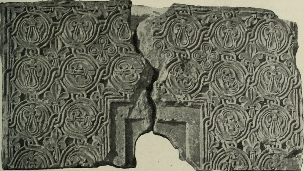 An illustration from Altai-Iran und VÃ¶lkerwanderung : ziergeschichtliche Untersuchungen Ã¼ber die Eintritt der Wander- und NordvÃ¶lker in die TreibhÃ¤user geistigen Lebens, 1917, leaf 256