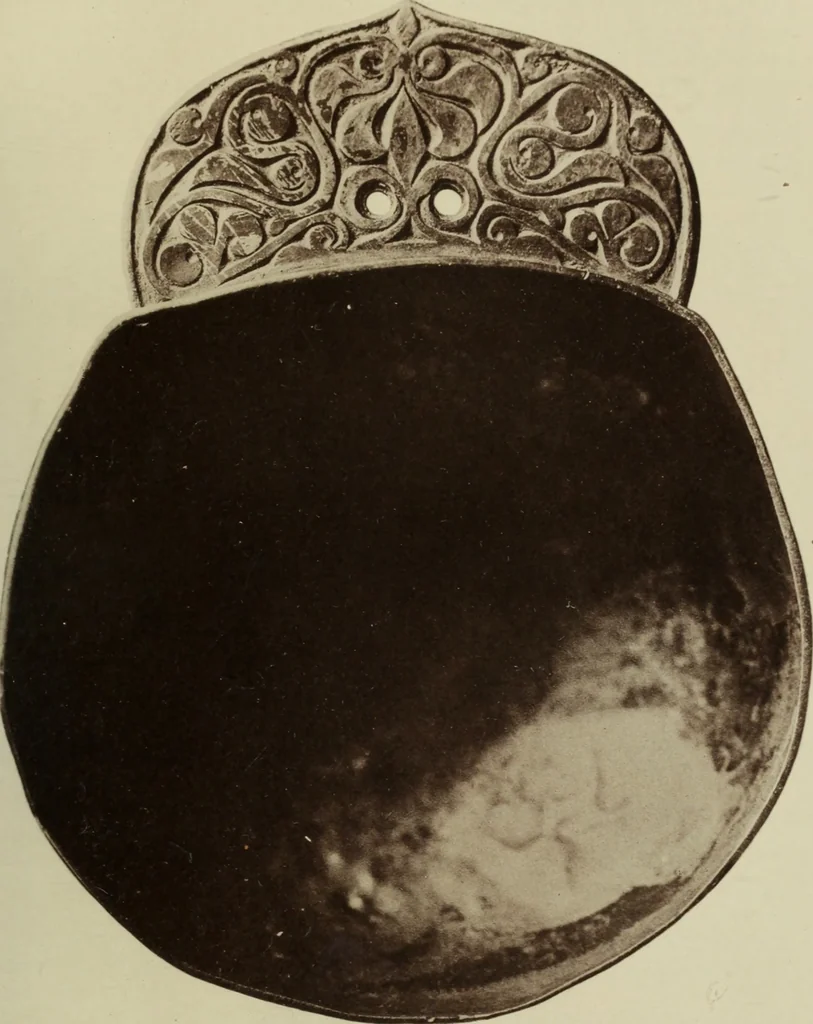 An illustration from Altai-Iran und VÃ¶lkerwanderung : ziergeschichtliche Untersuchungen Ã¼ber die Eintritt der Wander- und NordvÃ¶lker in die TreibhÃ¤user geistigen Lebens, 1917, leaf 34