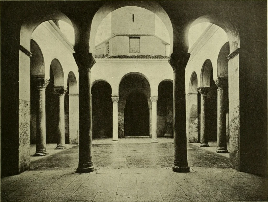 An illustration from Altchristliche und byzantinische Kunst, 1914, leaf 60