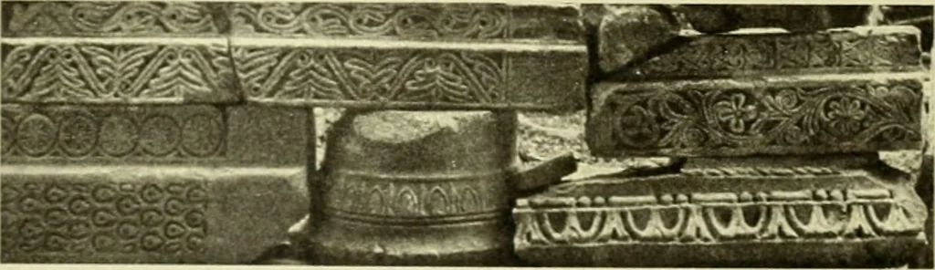 An illustration from Altchristliche und byzantinische Kunst, 1914, leaf 73