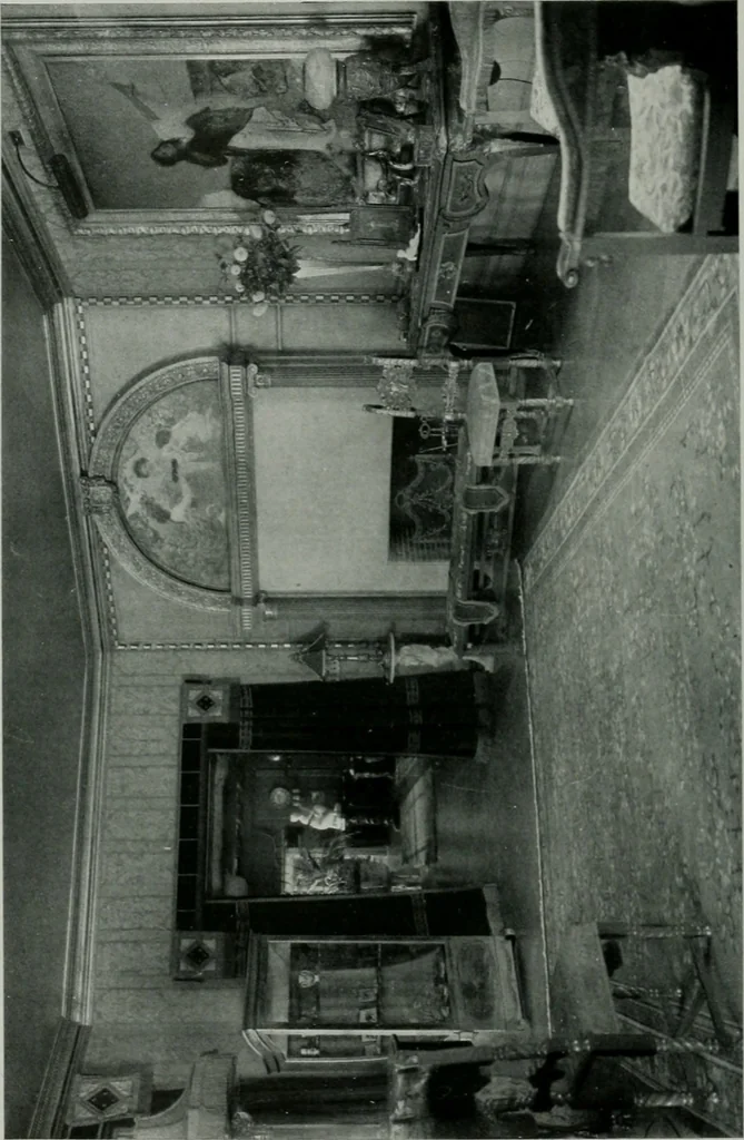 An illustration from American country houses of to-day; an illustrated account of some excellent houses built and gardens planted during the last few years, showing unmistakable influence of the modern trend in ideals architectural, 1915, leaf 117