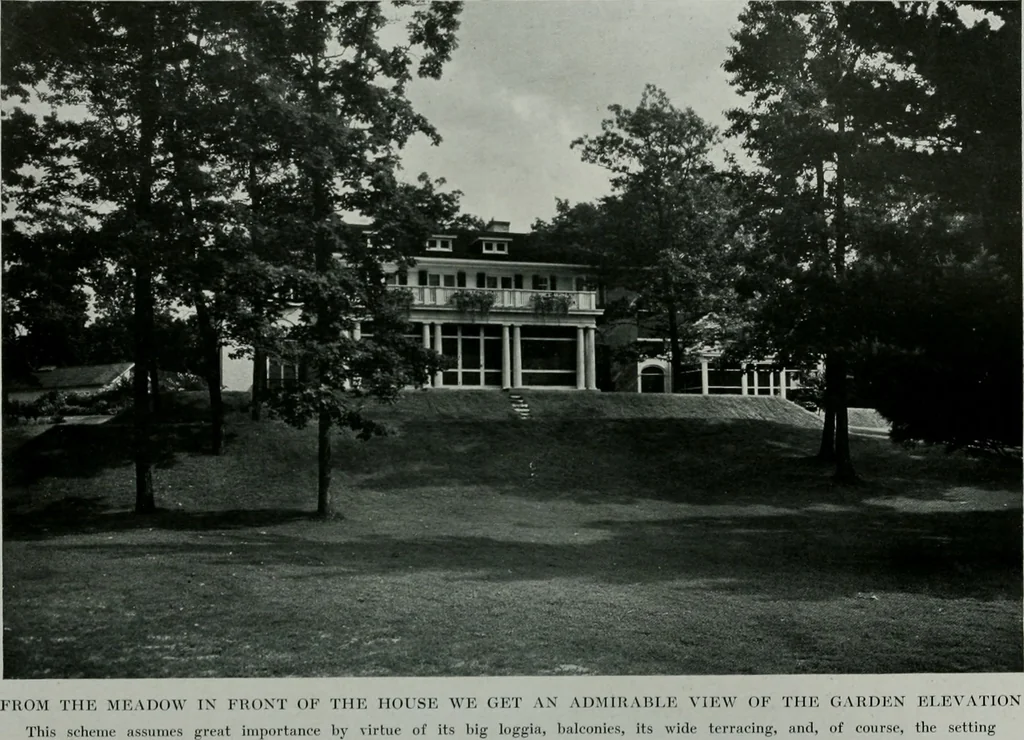 An illustration from American country houses of to-day; an illustrated account of some excellent houses built and gardens planted during the last few years, showing unmistakable influence of the modern trend in ideals architectural, 1915, leaf 167