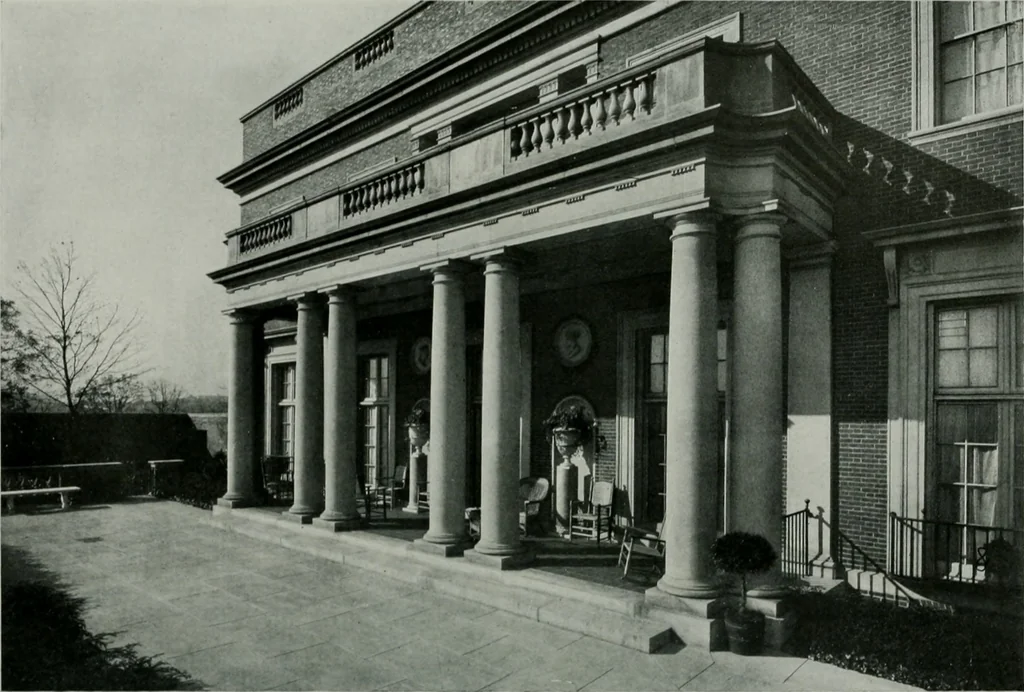 An illustration from American country houses of to-day; an illustrated account of some excellent houses built and gardens planted during the last few years, showing unmistakable influence of the modern trend in ideals architectural, 1915, leaf 199