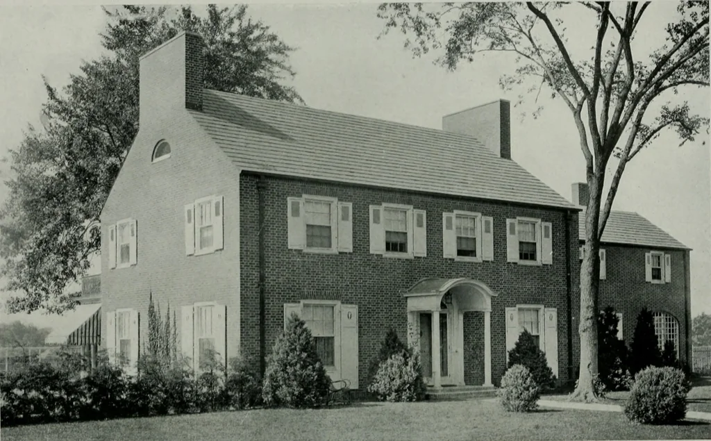 An illustration from American country houses of to-day; an illustrated account of some excellent houses built and gardens planted during the last few years, showing unmistakable influence of the modern trend in ideals architectural, 1915, leaf 255