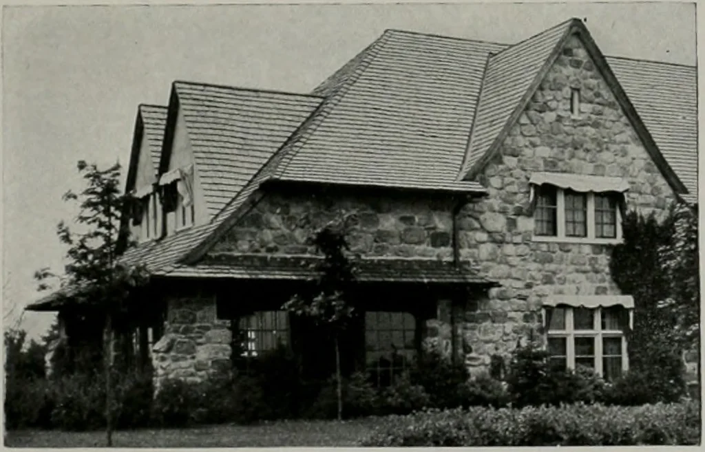 An illustration from American country houses of to-day; an illustrated account of some excellent houses built and gardens planted during the last few years, showing unmistakable influence of the modern trend in ideals architectural, 1915, leaf 336