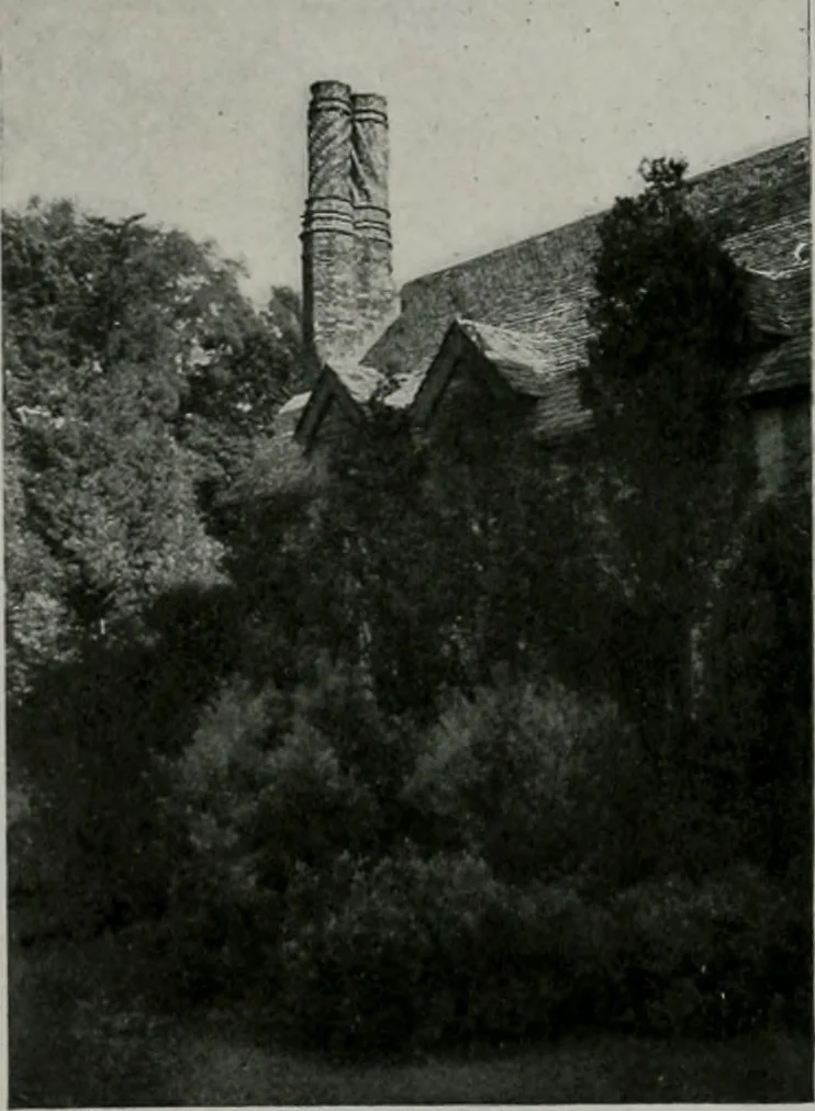 An illustration from American country houses of to-day; an illustrated account of some excellent houses built and gardens planted during the last few years, showing unmistakable influence of the modern trend in ideals architectural, 1915, leaf 382