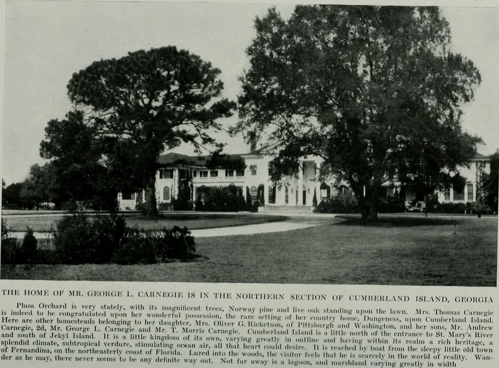 An illustration from American country houses of to-day; an illustrated account of some excellent houses built and gardens planted during the last few years, showing unmistakable influence of the modern trend in ideals architectural, 1915, leaf 389