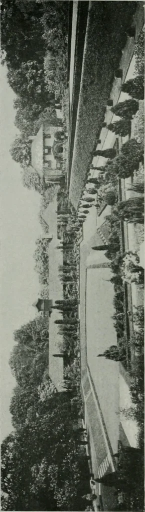 An illustration from American country houses of to-day; an illustrated account of some excellent houses built and gardens planted during the last few years, showing unmistakable influence of the modern trend in ideals architectural, 1915, leaf 393