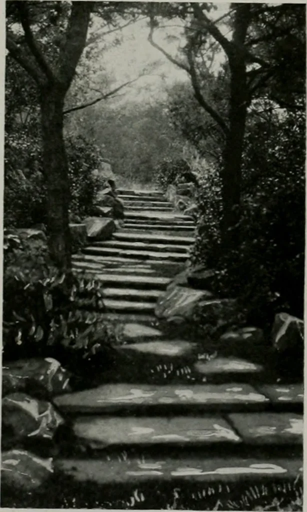 An illustration from American country houses of to-day; an illustrated account of some excellent houses built and gardens planted during the last few years, showing unmistakable influence of the modern trend in ideals architectural, 1915, leaf 424