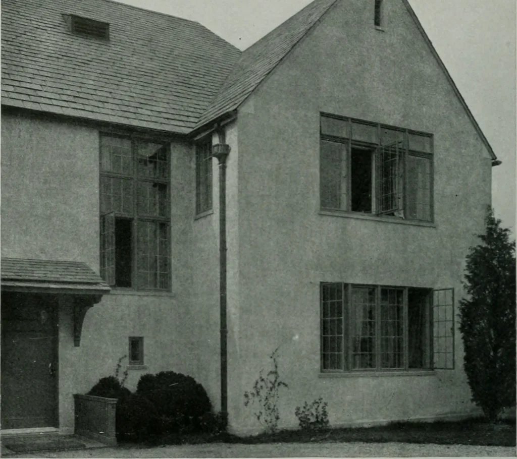 An illustration from American country houses of to-day; an illustrated account of some excellent houses built and gardens planted during the last few years, showing unmistakable influence of the modern trend in ideals architectural, 1915, leaf 55