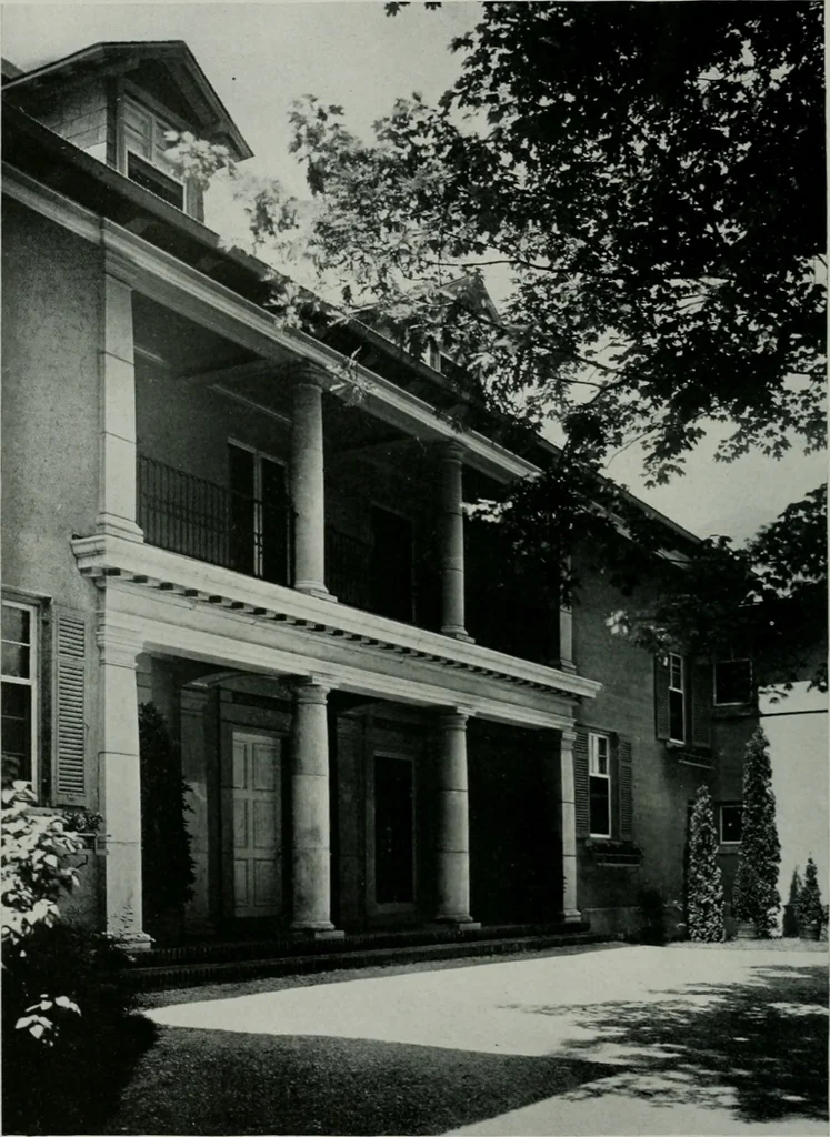 An illustration from American country houses of to-day; an illustrated account of some excellent houses built and gardens planted during the last few years, showing unmistakable influence of the modern trend in ideals architectural, 1915, leaf 77