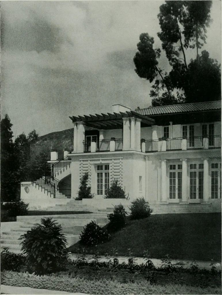 An illustration from American country houses of to-day; an illustrated account of some excellent houses built and gardens planted during the last few years, showing unmistakable influence of the modern trend in ideals architectural, 1915, leaf 81