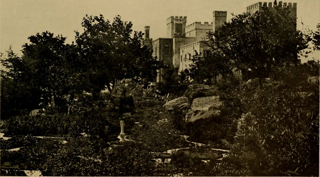 An illustration from American estates and gardens, 1904, leaf 110
