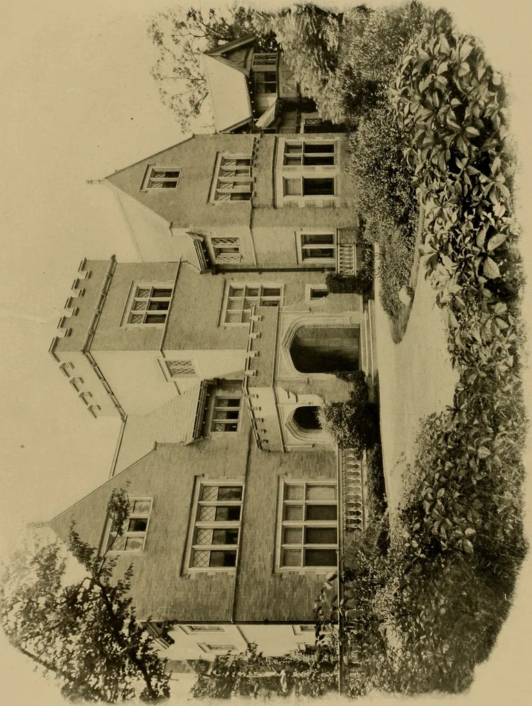 An illustration from American estates and gardens, 1904, leaf 269
