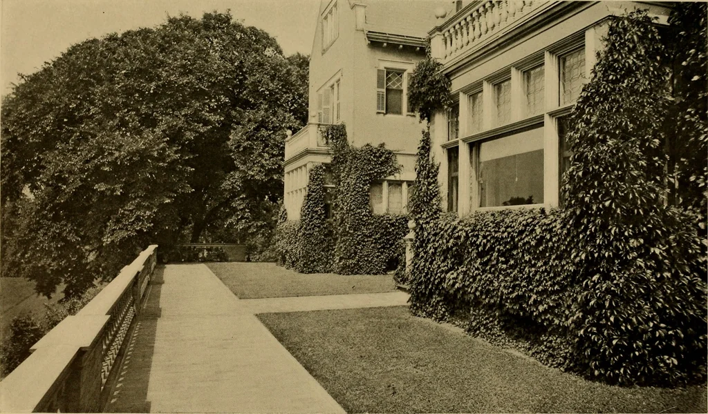 An illustration from American estates and gardens, 1904, leaf 270