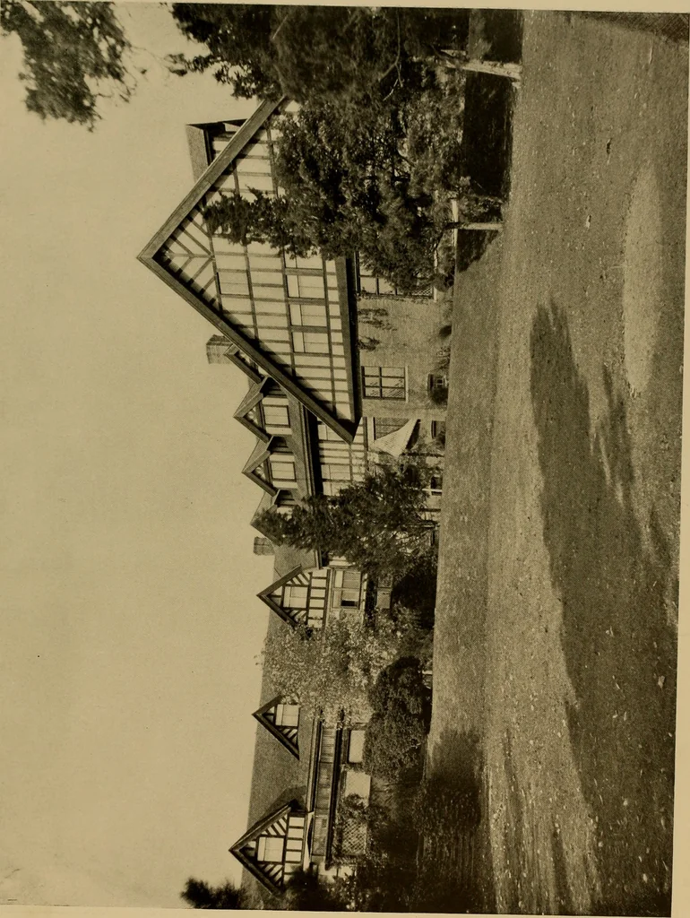 An illustration from American estates and gardens, 1904, leaf 292