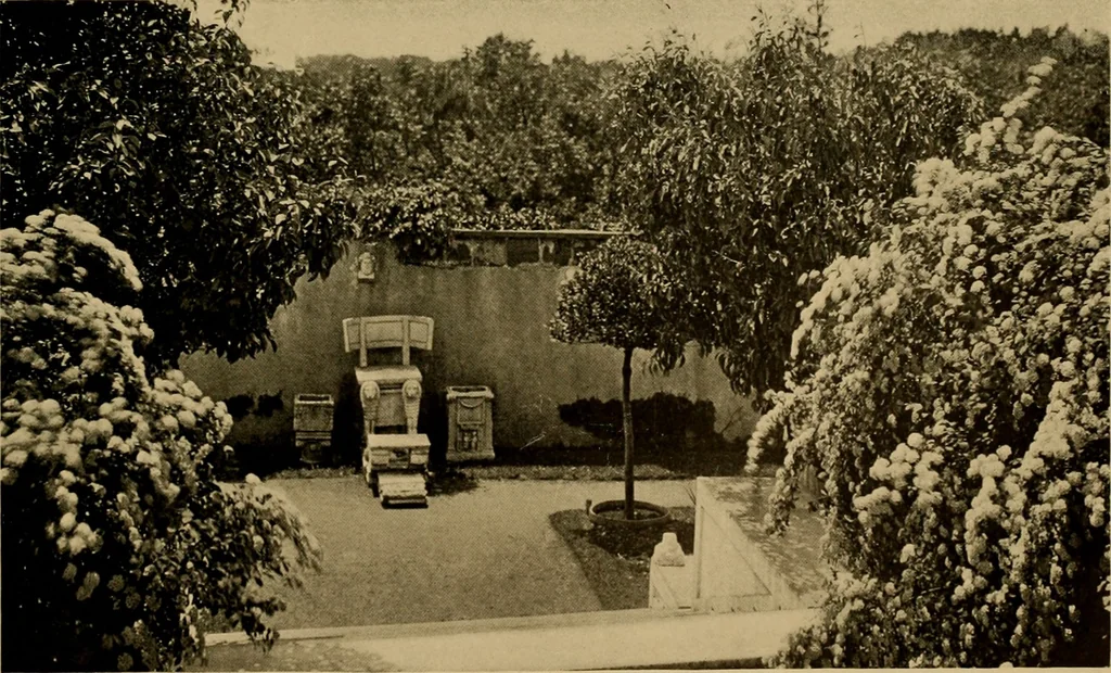 An illustration from American estates and gardens, 1904, leaf 316
