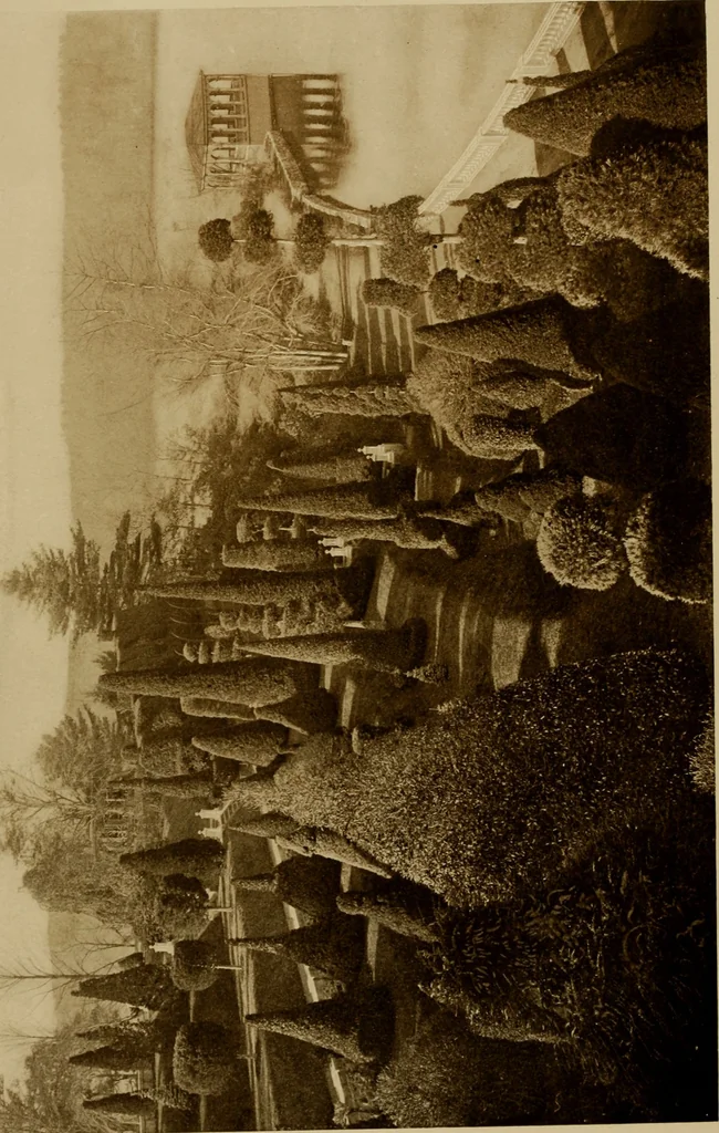 An illustration from American estates and gardens, 1904, leaf 321