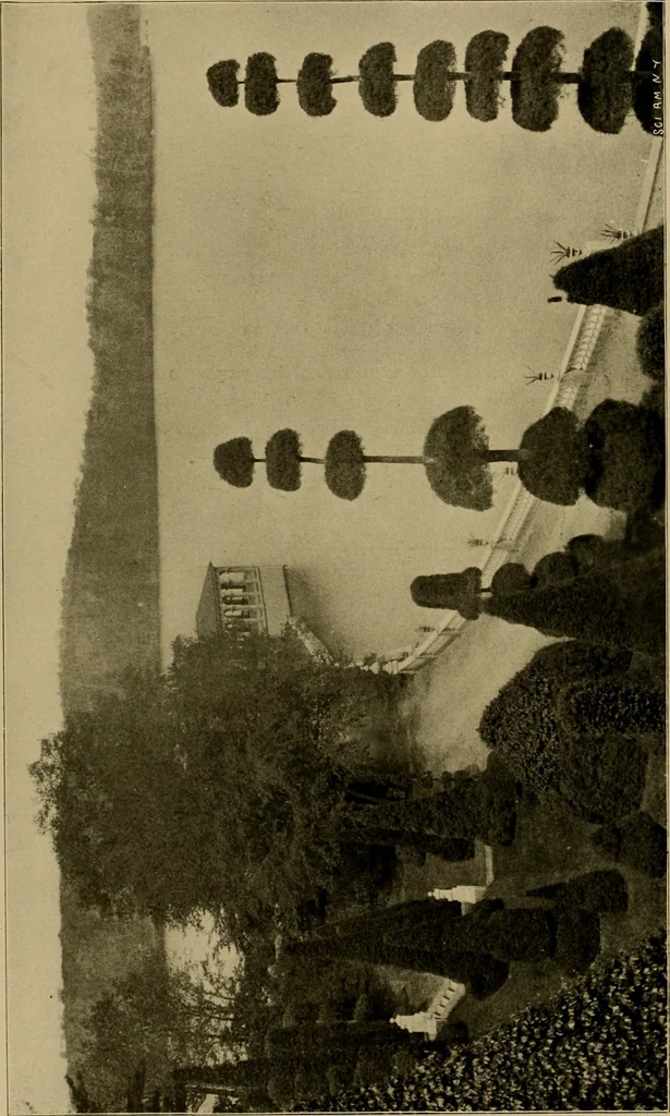 An illustration from American estates and gardens, 1904, leaf 323