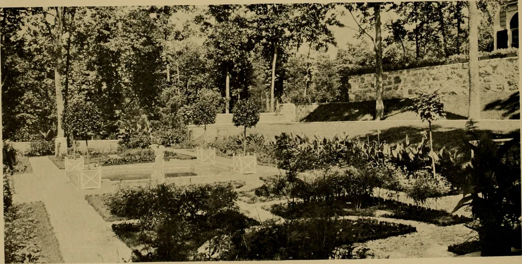 An illustration from American estates and gardens, 1904, leaf 327