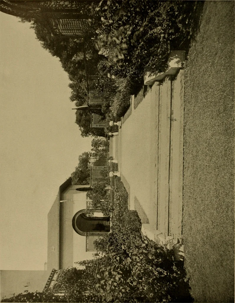 An illustration from American estates and gardens, 1904, leaf 69