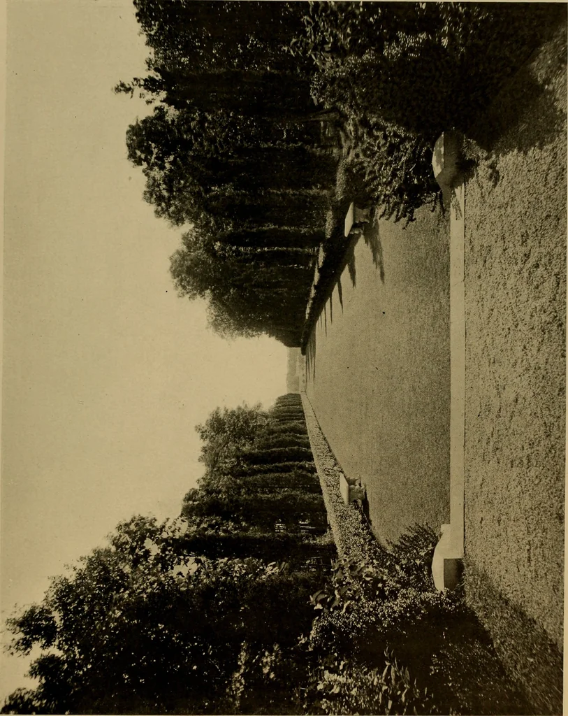 An illustration from American estates and gardens, 1904, leaf 70