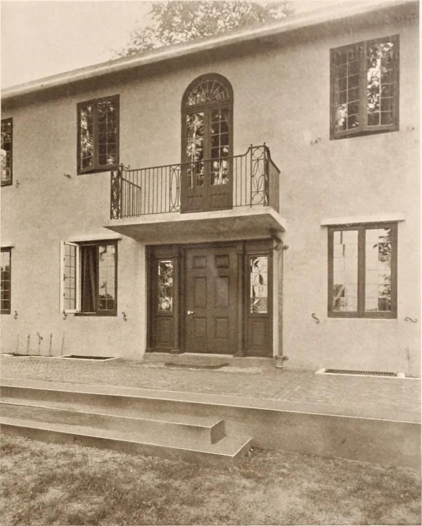 An illustration from American homes and gardens, 1905, leaf 100